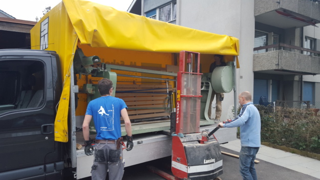 Wagen Schreinerei Schellenberg AG